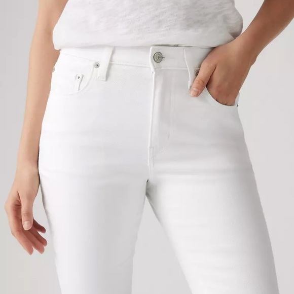 🌻NEW w.tags Levi's White 726 High Rise Flare Jeans Women's Size 30 - Picture 3 of 14